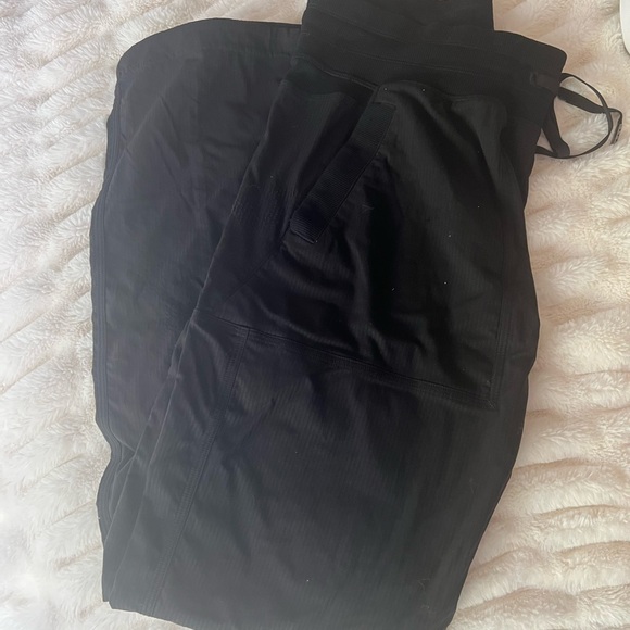 lululemon athletica Black Dance Studio Joggers - Picture 1 of 2